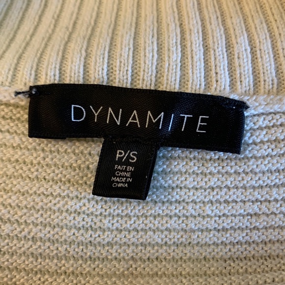 Dynamite Off-the-Shoulder Sweater - Picture 4 of 4
